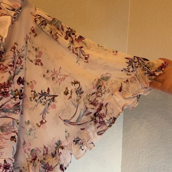 Petal & Pup Fairycore V-Neck Floral Mini Dress Size 6 Open Back Ruffle Cutouts - Picture 4 of 8